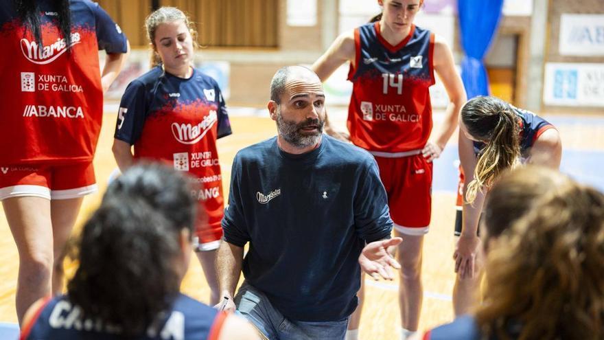 Fer Buendía, entrenador de Maristas, analiza la Final Four de Primera FEB: «Hay que quitarle al Leyma la obligación de ascender y transformar la presión en ilusión»