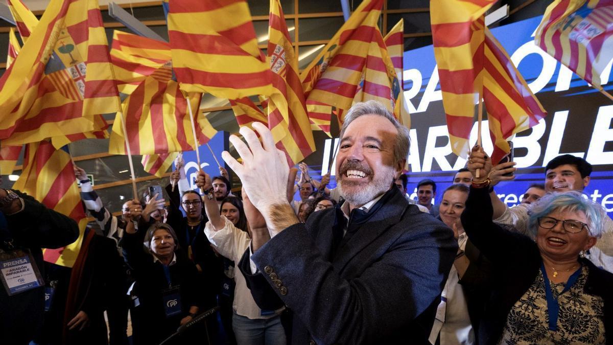 ELECCIONES AUTONOMICAS, NOCHE ELECTORAL PP PARTIDO POPULAR, REELECCION DE JORGE AZCON.