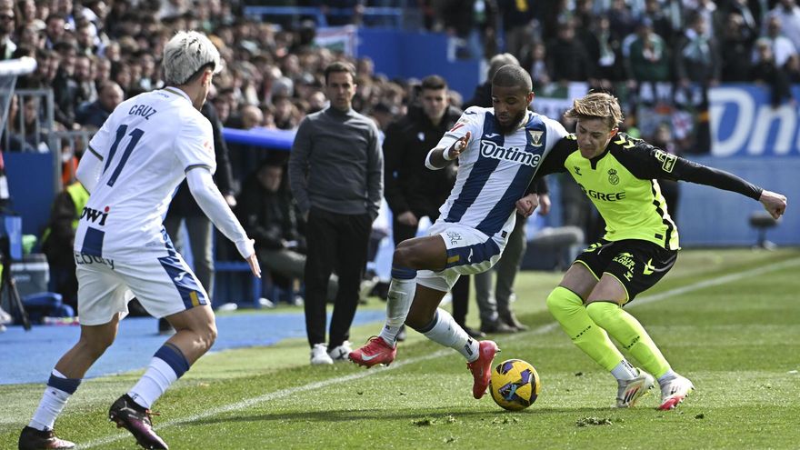 El 1-0 del Leganés en el Leganés 2-3 Betis de la jornada 28 de LaLiga EA Sports