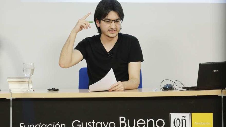 Ekaitz Ruiz de Vergara: &quot;Gustavo Bueno me ha enseñado a pensar&quot;