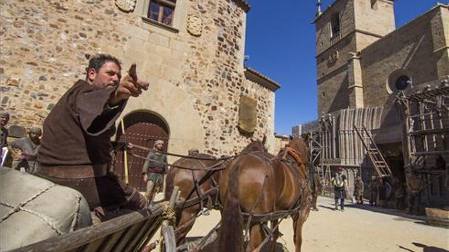 &#039;La Catedral del Mar&#039; aterriza en Cáceres y convierte Santa María en la Barcelona del XIV