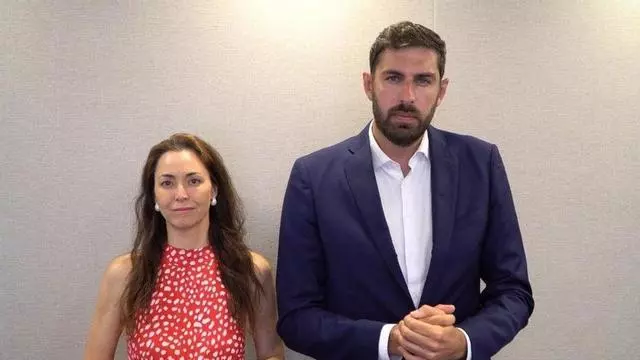 José Ángel Antelo y Virginia Martínez propondrán exigir formación superior y cinco años cotizados para acceder a la Asamblea y al Gobierno regional