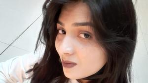 Abbas Aroj, la hermana de 24 años residente en Terrassa asesinada por su familia en Pakistán por pedir el divorcio de un matrimonio a la fuerza.