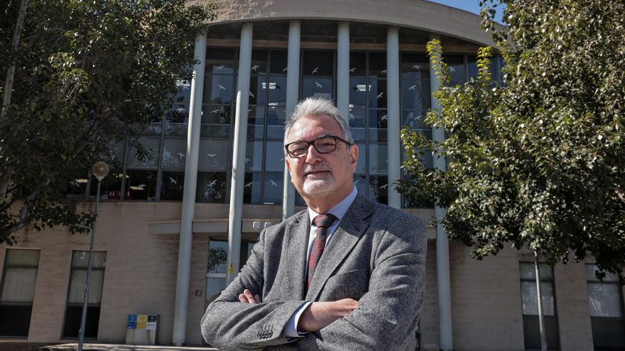 Entrevista al profesor Antonio F. Compañ Rosique, decano de la Facultad de Medicina de la UMH