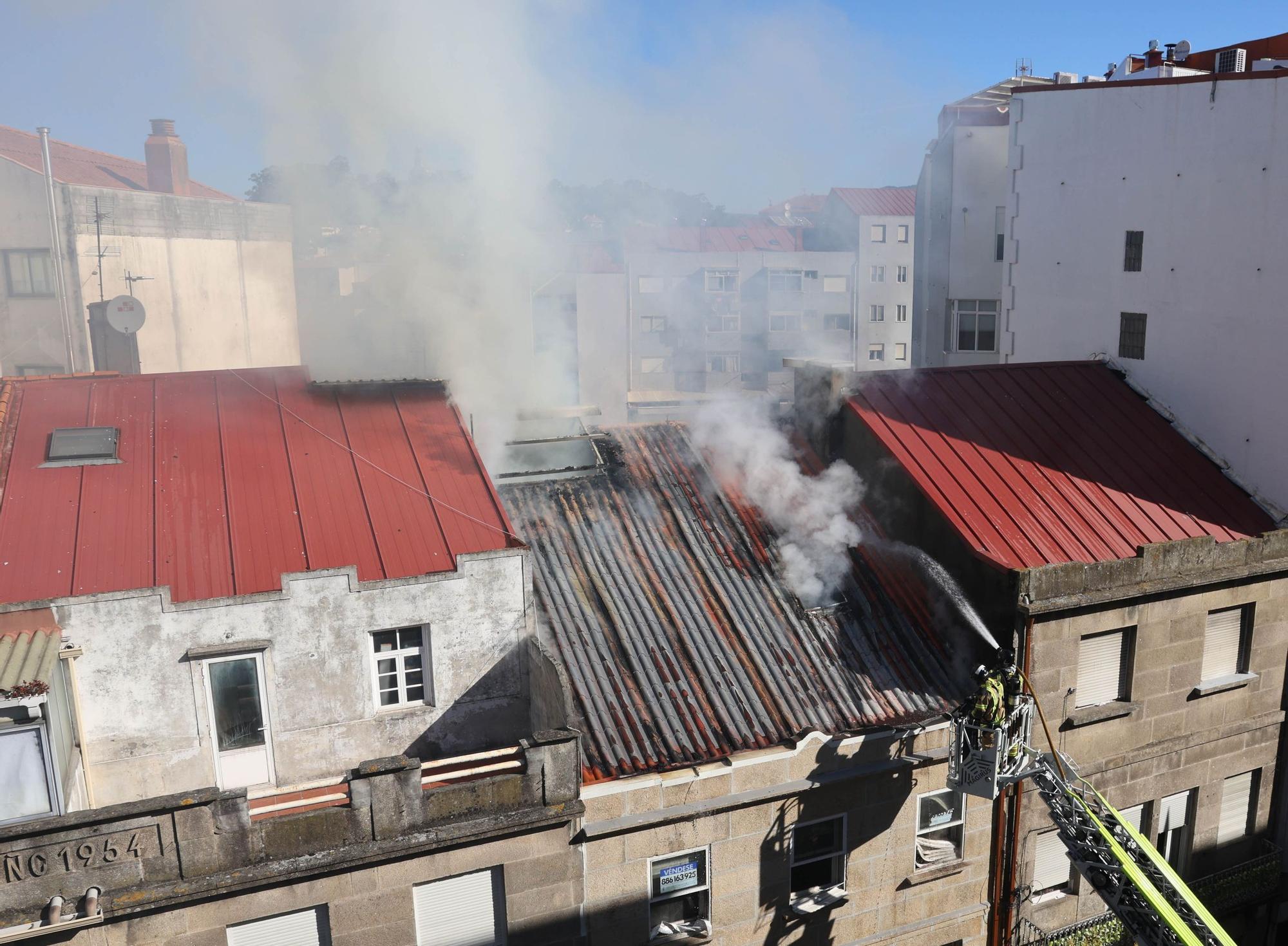 Así fue el incendio que calcinó una vivienda en Sanjurjo Badía