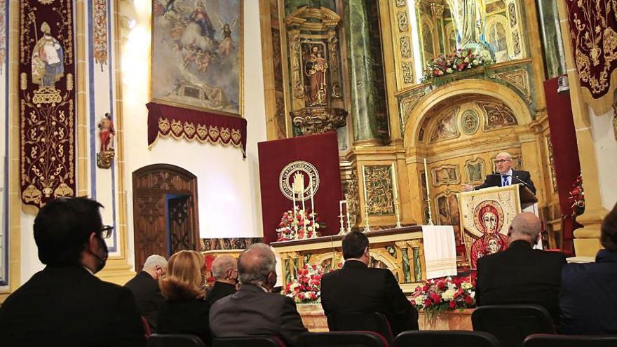 El presidente de la UCAM, José Luis Mendoza, durante el discurso de apertura del curso académico.