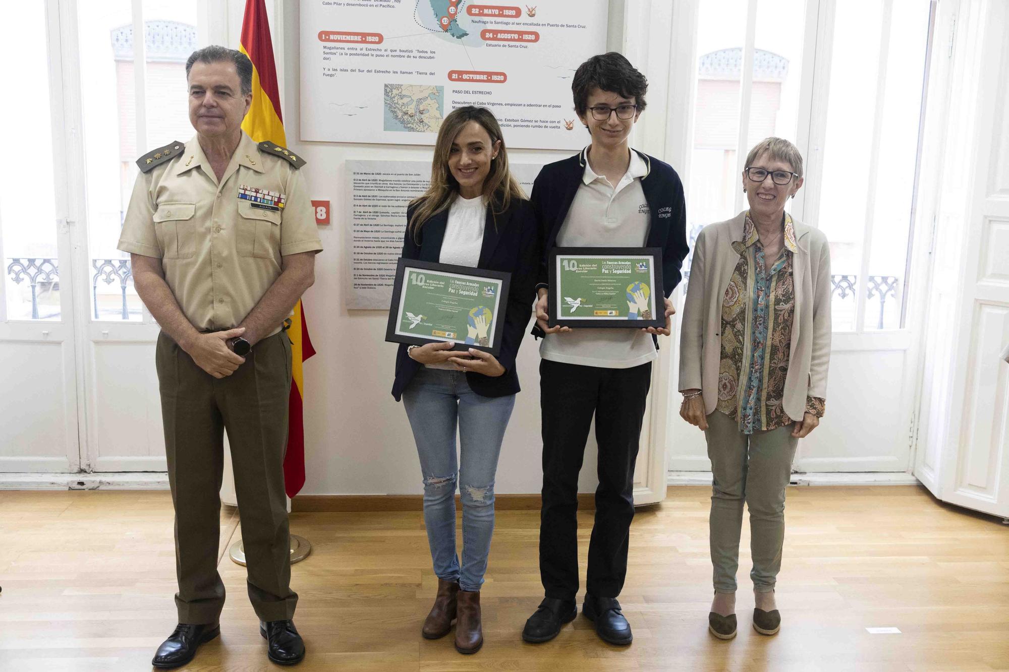 Premios Concurso Literario de Defensa