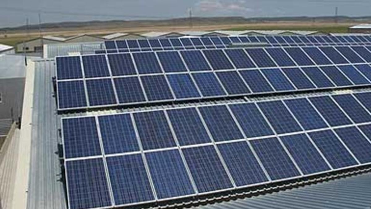 Planta fotovoltaica en un polígono industrial