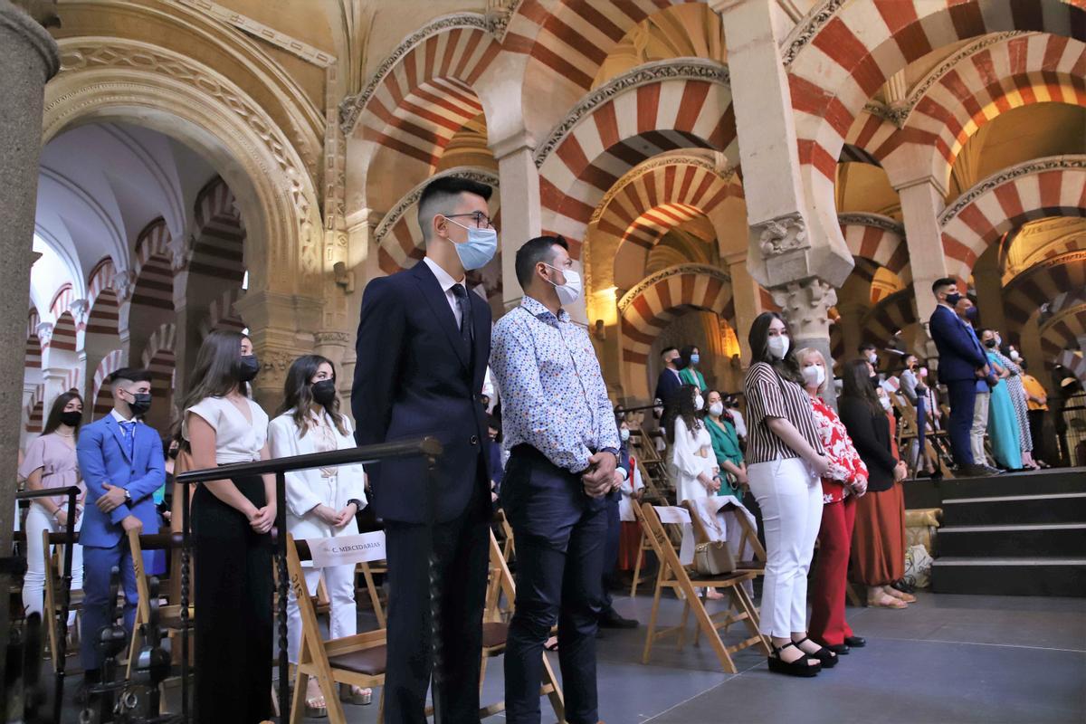 El Simpecado del Rocío en la Catedral El Simpecado del Rocío en la Catedral