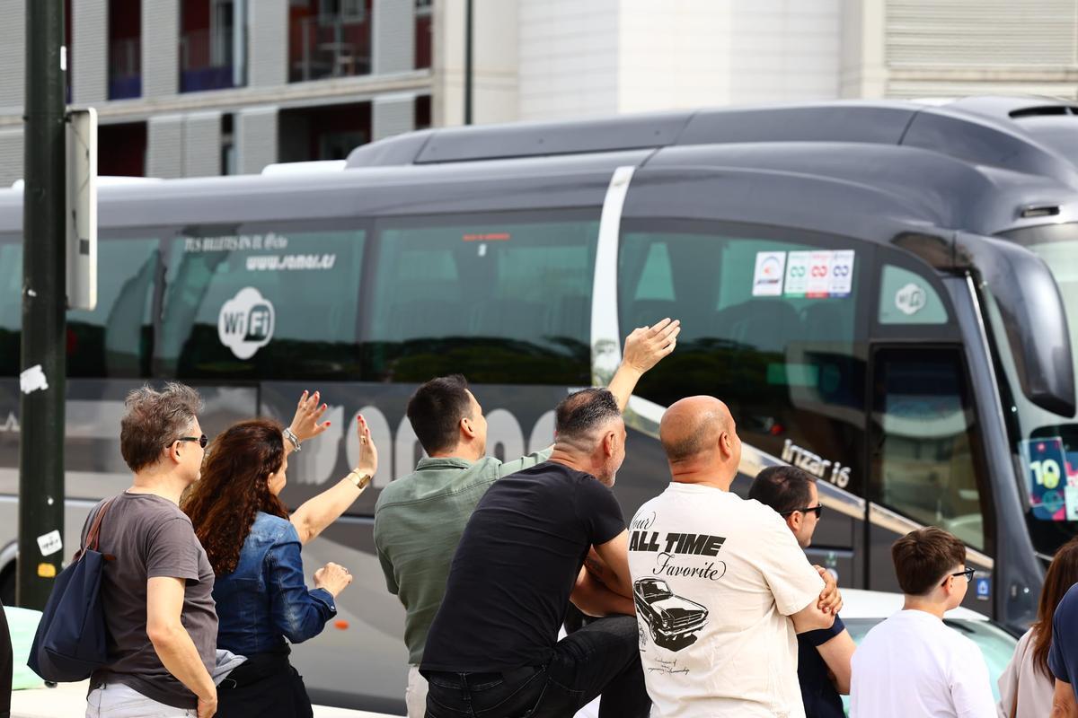 Los alumnos de Zaragoza se marchan a Salou para celebrar el final del curso.