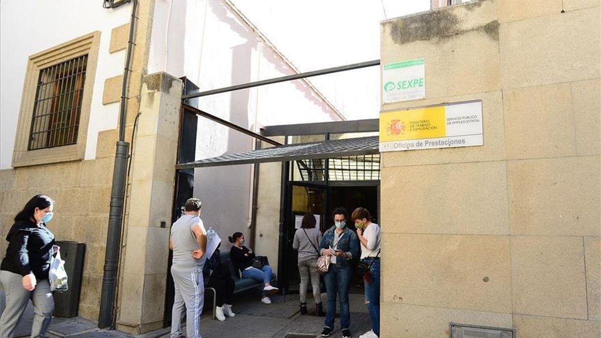 Una oficina de empleo en Extremadura