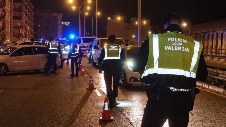 ifica los controles de alcohol, drogas y velocidad para reducir los siniestros viales a la mitad