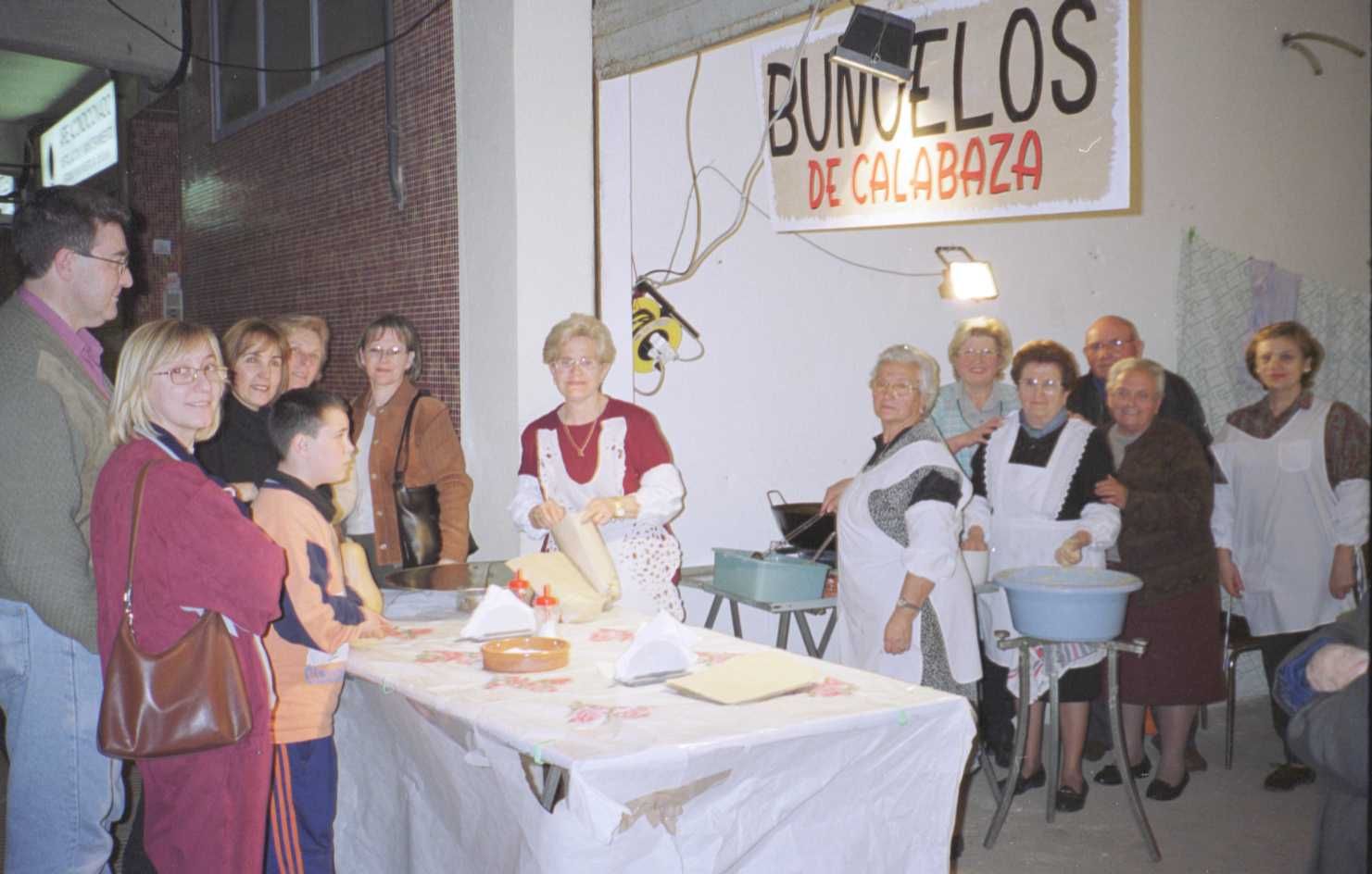 Grupo de 'bunyoleres' de Catarroja.jpg