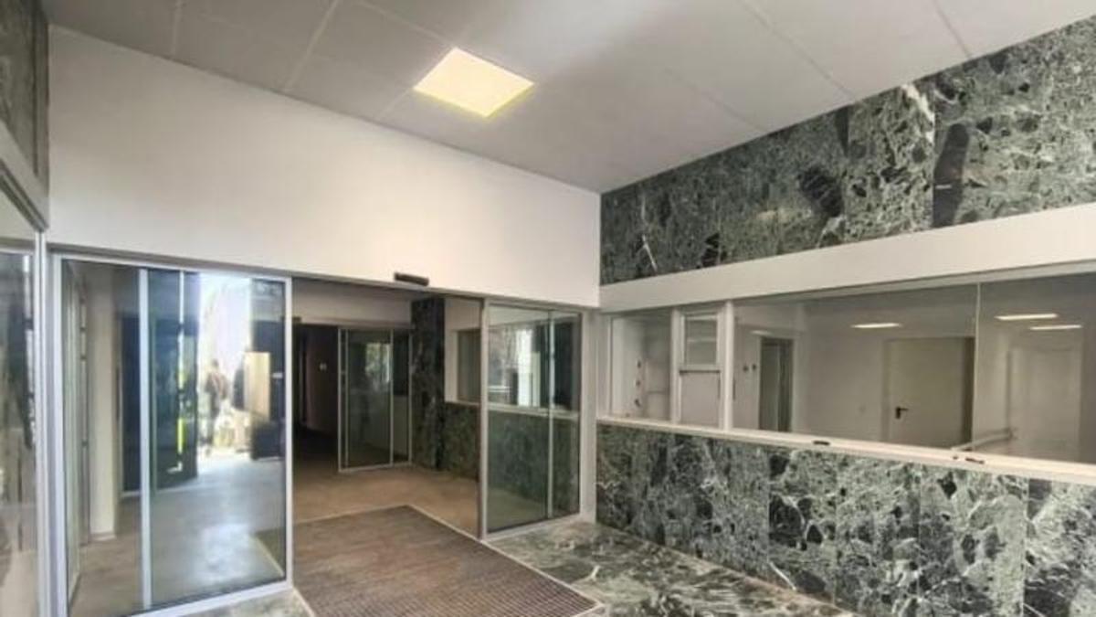 Entrada a la nueva comisaría, ubicada en el antiguo Banco de España de Zamora.