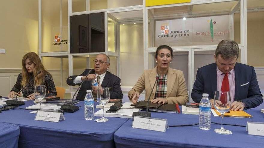 Reunión del Patronato de la Fundación Instituto Castellano y Leonés de la Lengua.