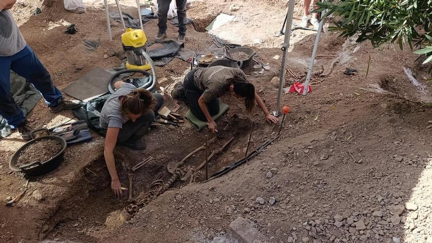 FOTOS | Las excavaciones en el cementerio de Son Servera, en imágenes