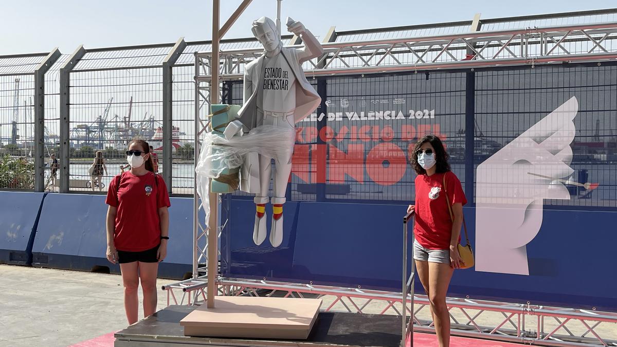 Los ninots de las Fallas 2021 llegan a La Marina