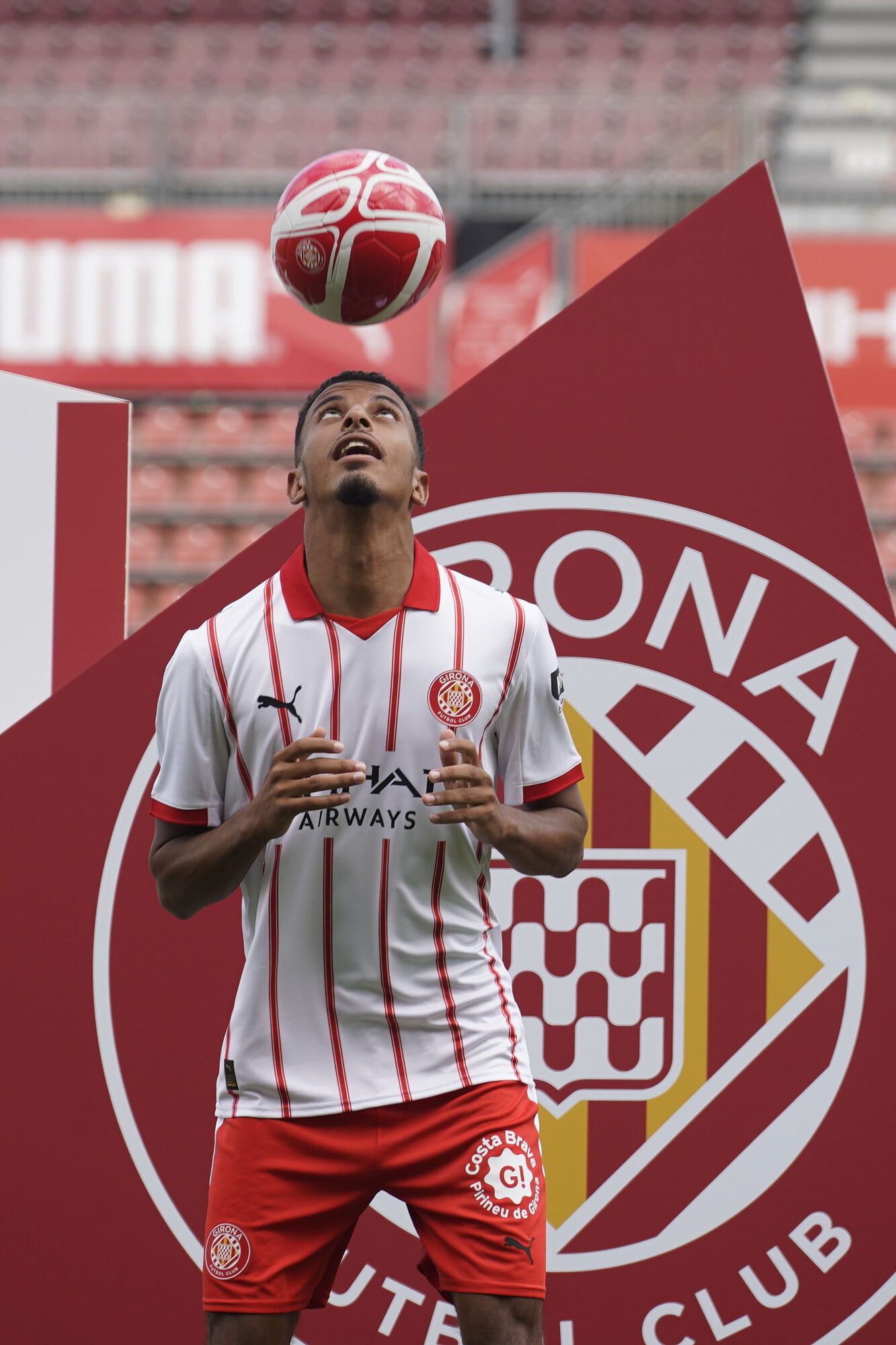 Girona Montilivi Presentació Ounahi, nou jugador del Girona FC