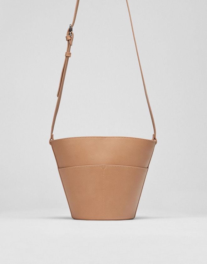 Bolsos Pull&Bear: bandolera capazo