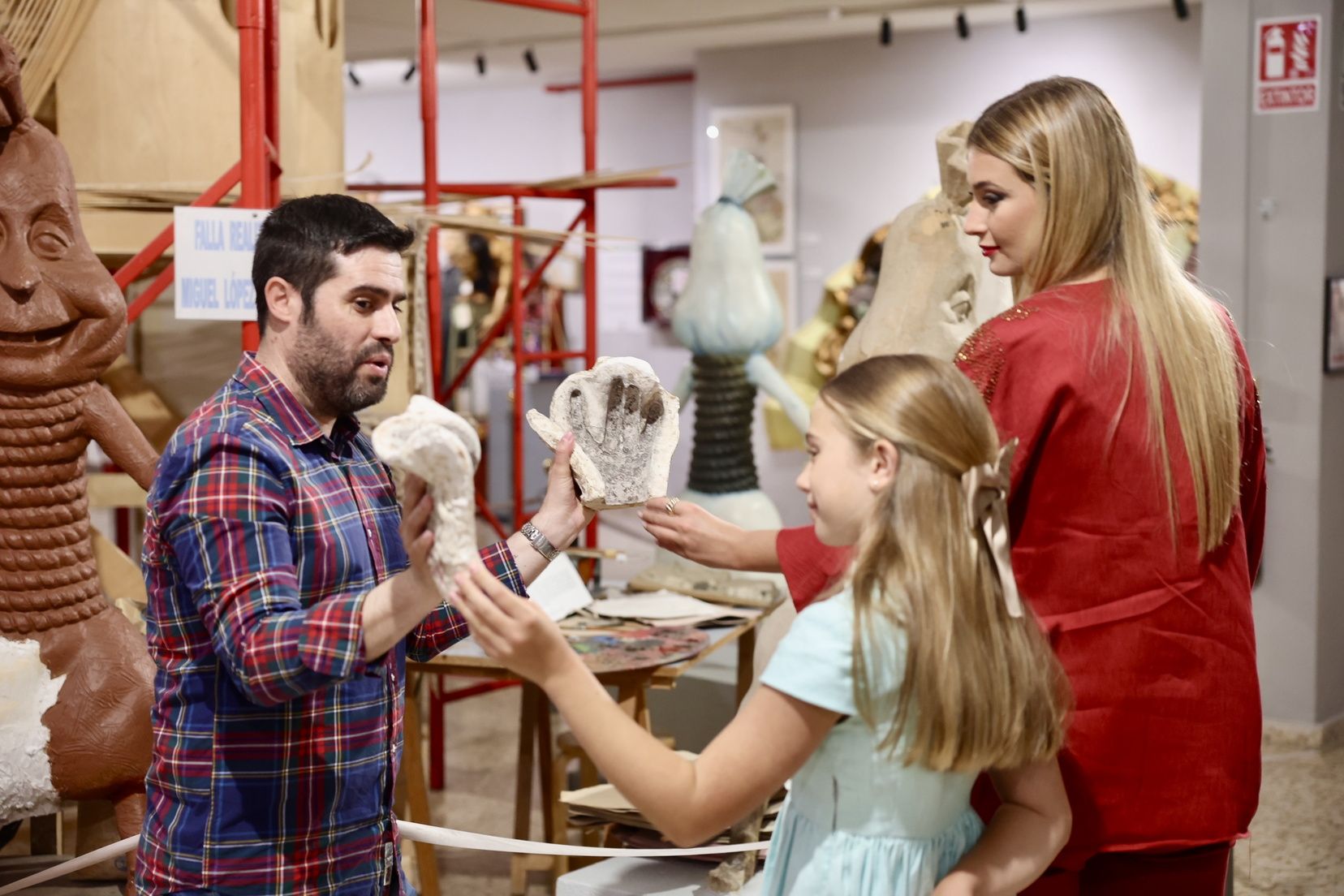 El Museo del Gremio recibe cuatro "ninots indultats"