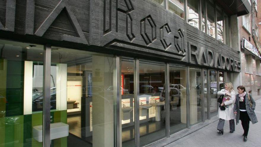 Roca se alía con Alibaba para crecer en China