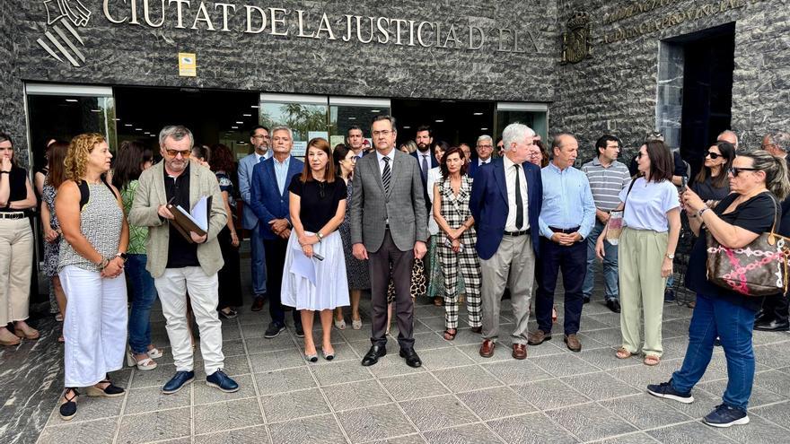 Jueces y fiscales de Elche realizan un paro y alertan de la pérdida de independencia judicial