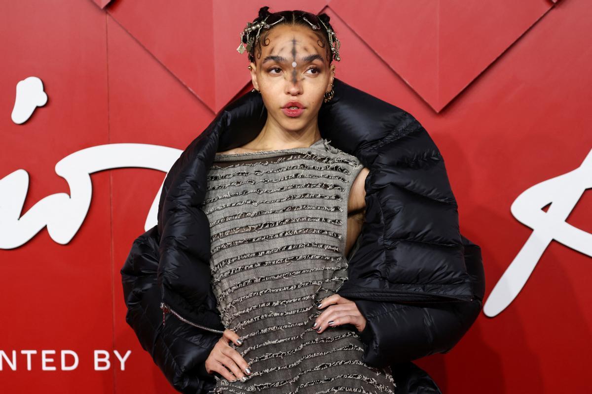 No verás una alfombra roja igual: así han sido los 'Fashion Awards'