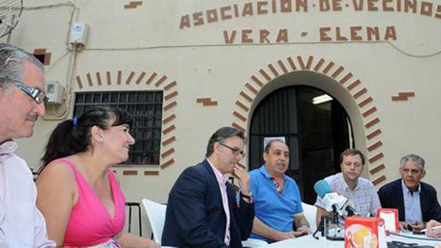 Vera-Elena verá mejorada la zona de la ermita y el tráfico