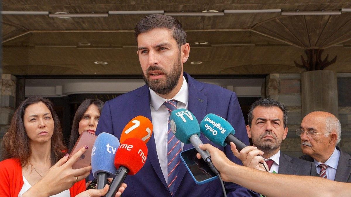 José Ángel Antelo, este viernes en la Asamblea Regional.