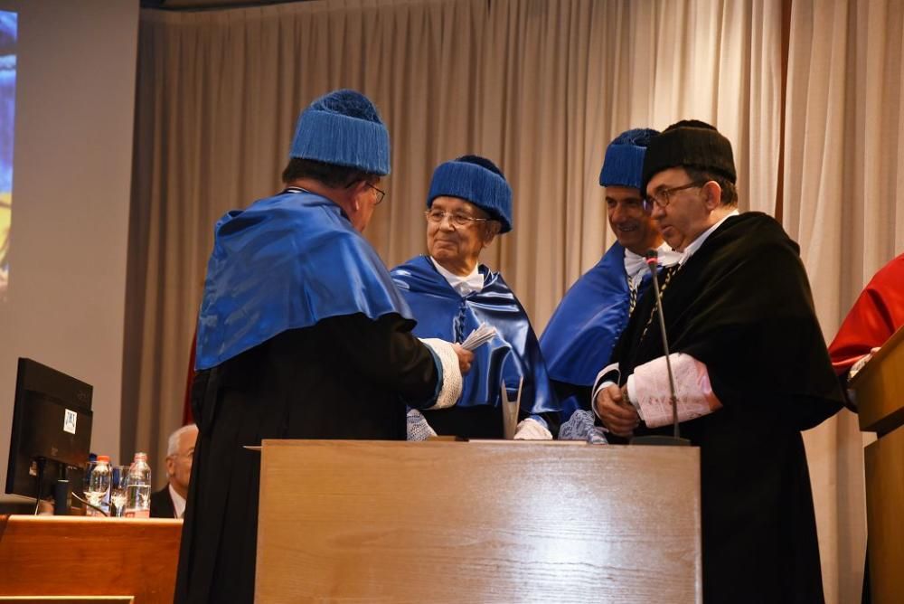 Raimundo González, Doctor Honoris Causa por la UMU