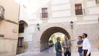 Se recupera la fachada barroca trasera del edificio consistorial de Caravaca que ha estado oculta durante décadas