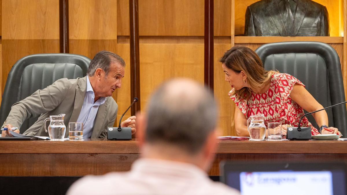 Vídeo | Último pleno del Ayuntamiento de Zaragoza hasta después del verano