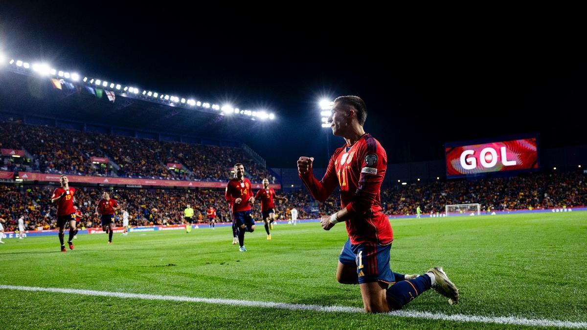 Ferran Torres fue decisivo con un gol y una asistencia