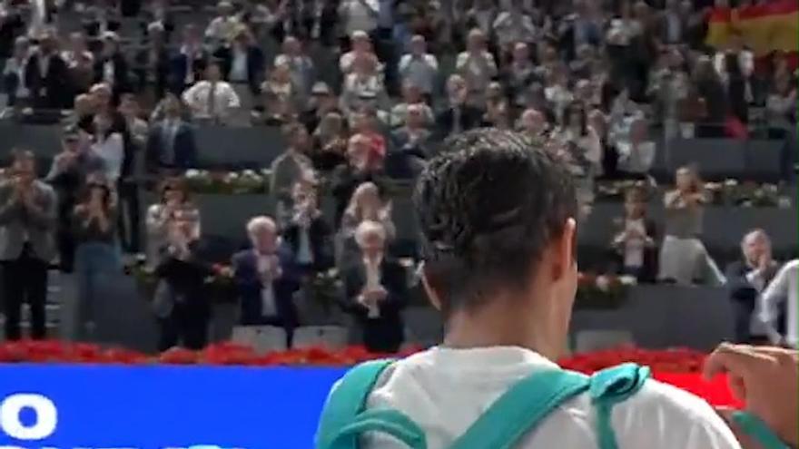 La ovación del Madrid Open a Rafa Jodar tras caer ante Sinner