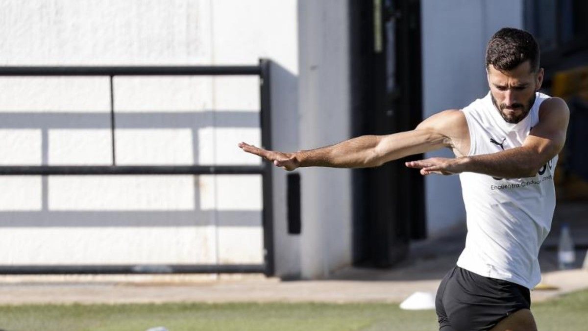 Gayà ya está de vuelta en la ciudad deportiva del club