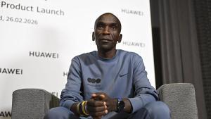 El atleta keniano Eliud Kipchoge, dos veces campeón olímpico de maratón, durante la rueda de prensa ofrecida este jueves en Madrid