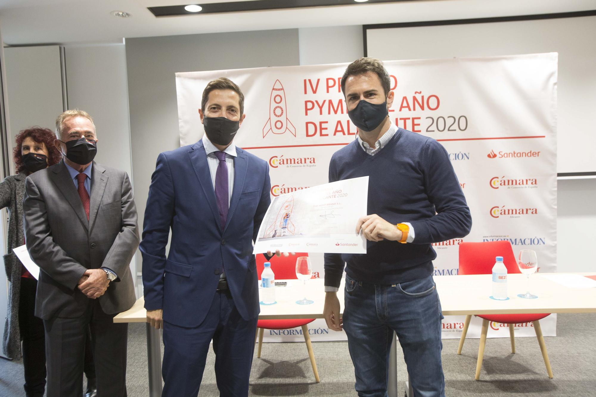 La Cámara y el Santander premian a FacePHI como mejor PYME del año 2020