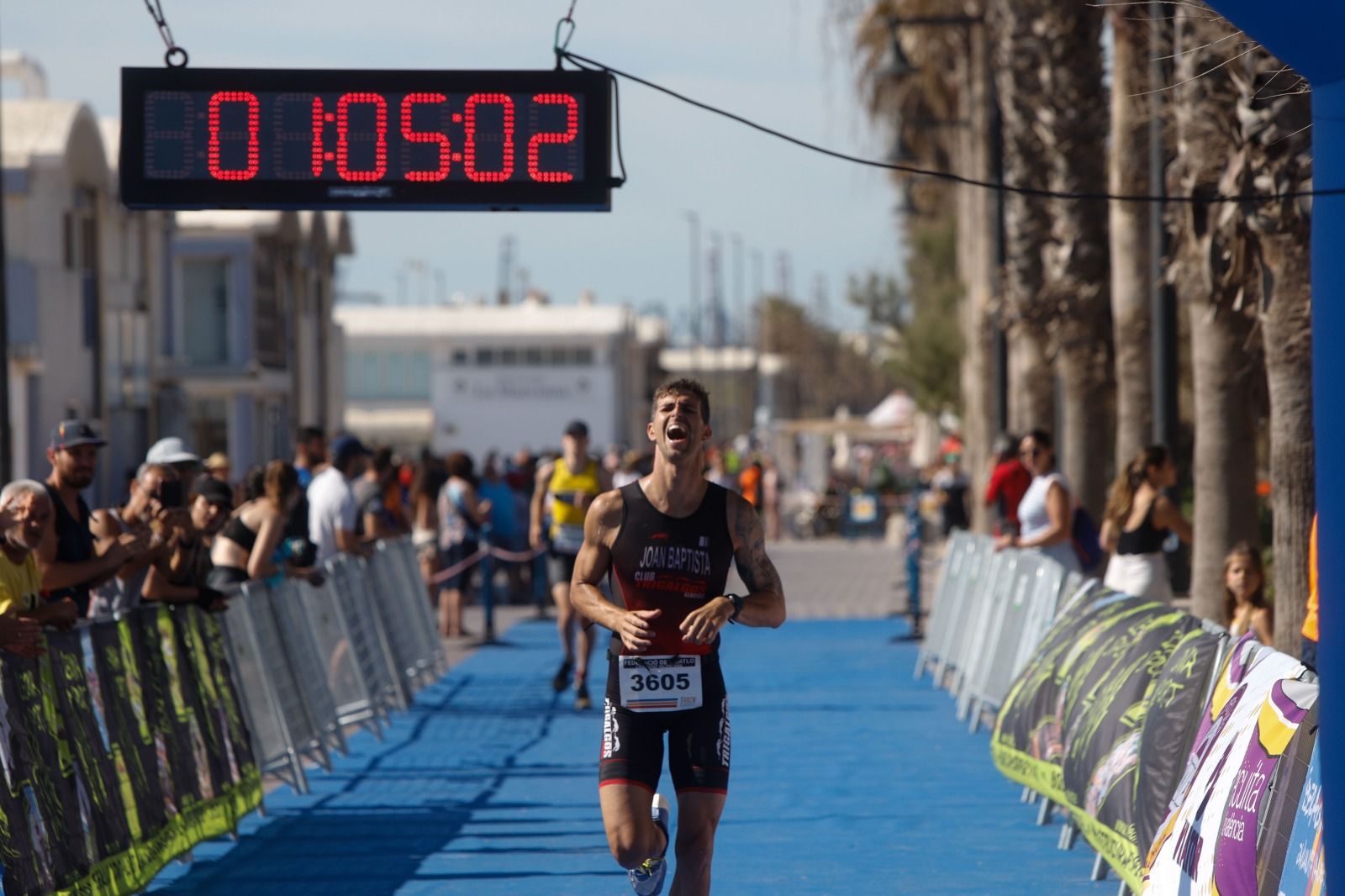 El Triatlón Playa de la Malvarrosa, en imágenes