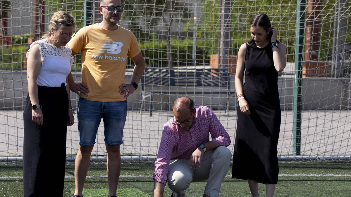Los campos de fútbol Nuevo Cáceres y Sergio Trejo renovarán el césped