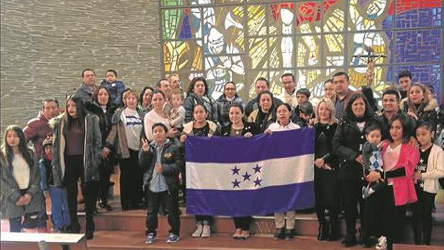 Frijoles y tamales por Suyapa, patrona de Honduras en Cáceres