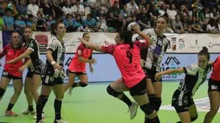 El AtticGo Elche gana el primer asalto de la final (24-23)