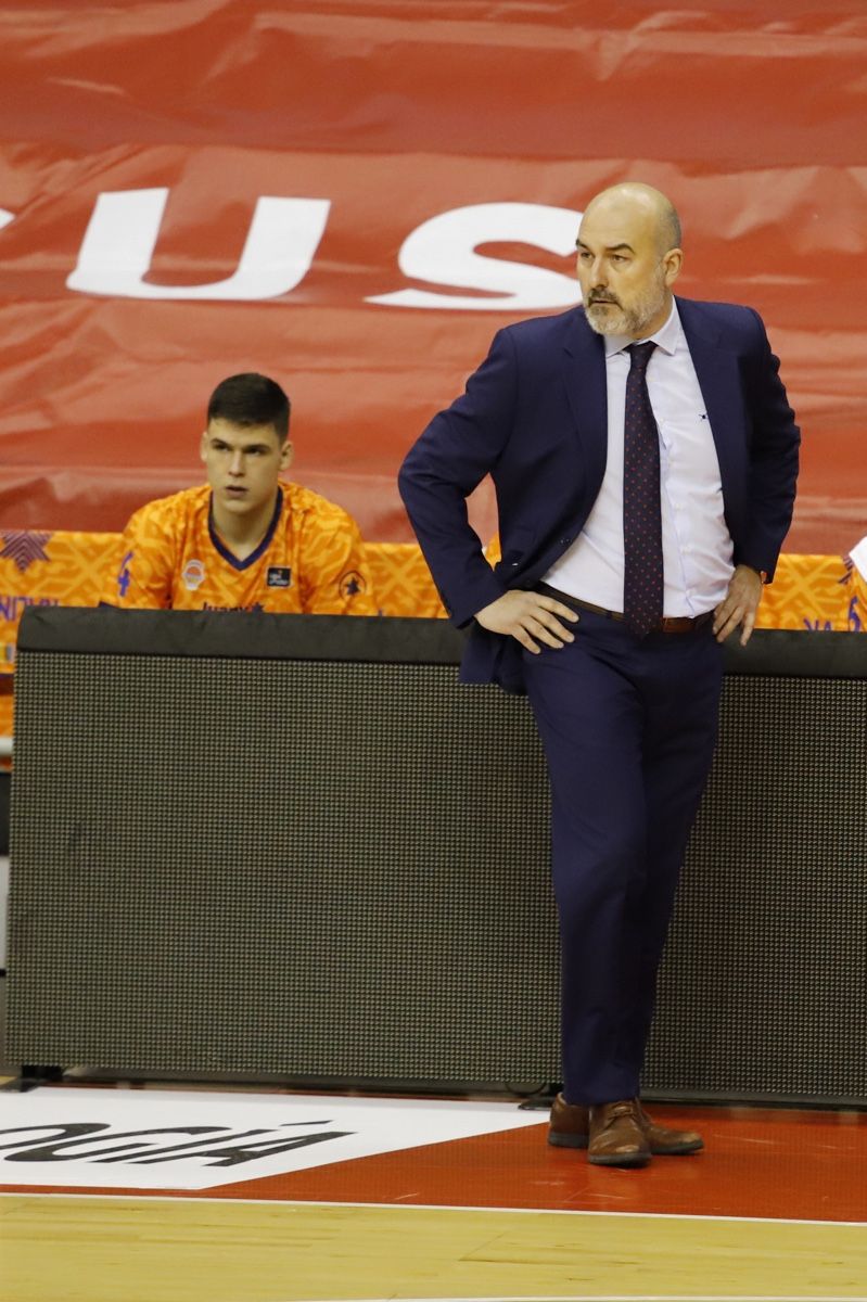 El UCAM Murcia se frena ante el Valencia Basket (66-80)