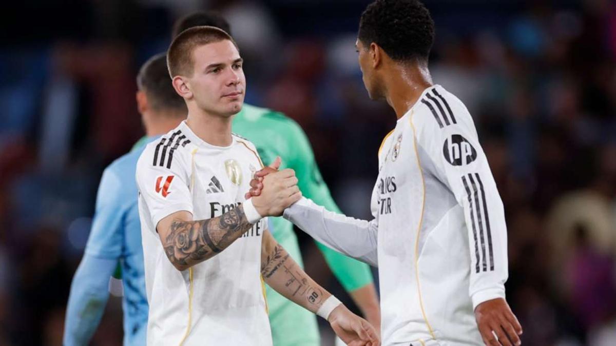 Mastantuono y Bellingham, sobre el césped del Santiago Bernabéu