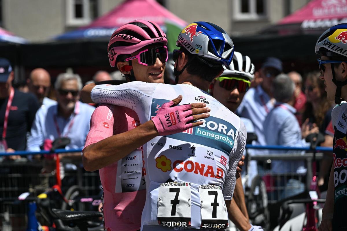 Isaac Del Toro se mantiene como líder del Giro