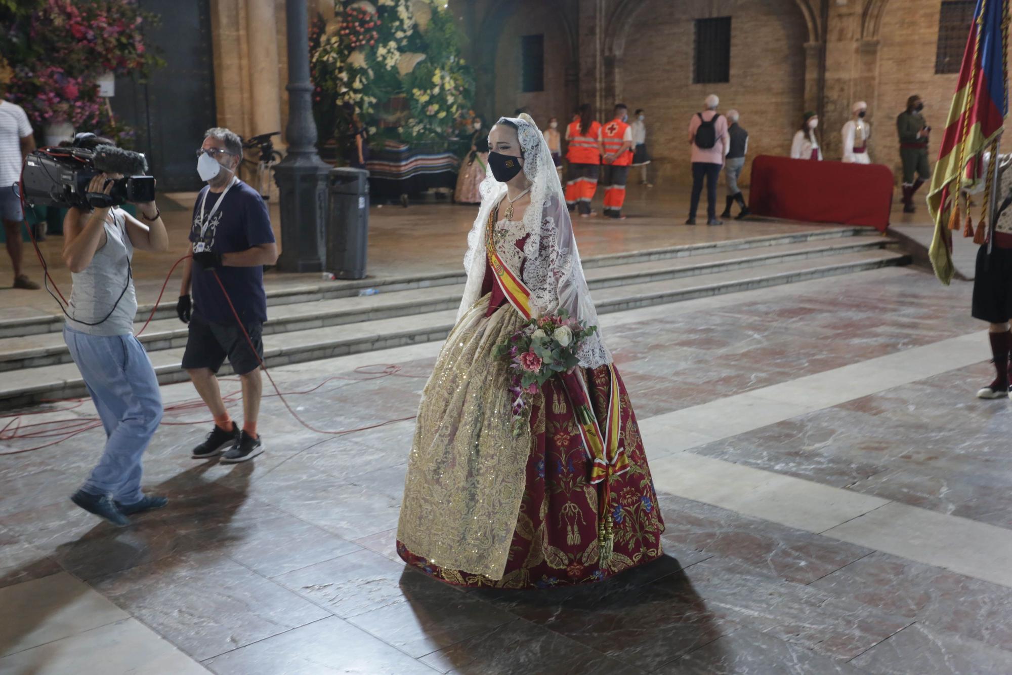 Búscate en el segundo día de Ofrenda por la calle de Caballeros (entre las 21.00 y las 22.00 horas)