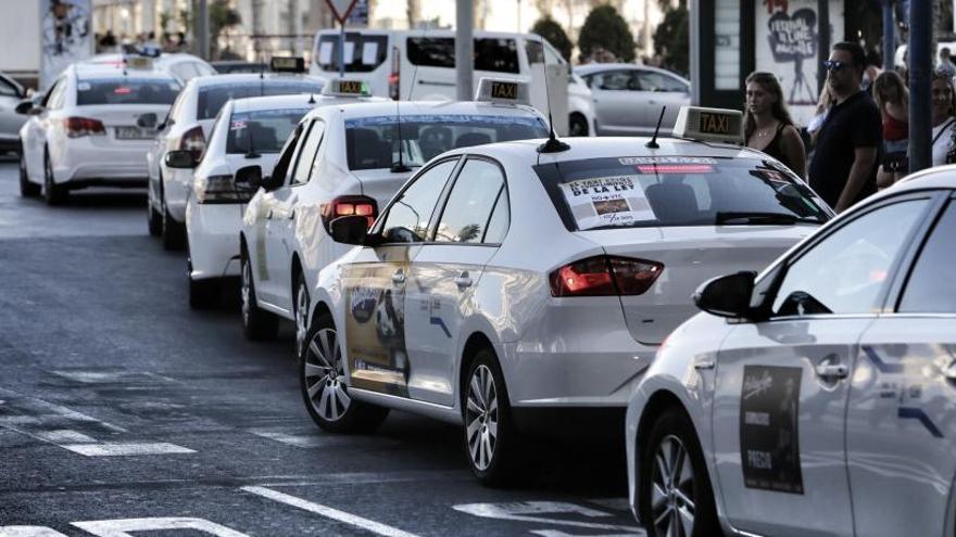 Protestas de taxistas este verano por las licencias VTC