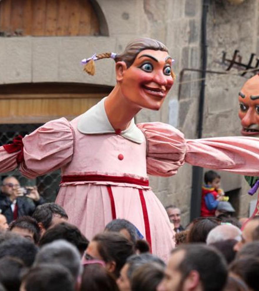 El carnaval de Solsona començarà el 18 de febrer i recuperarà els actes al carrer com la penjada i despenjada del ruc