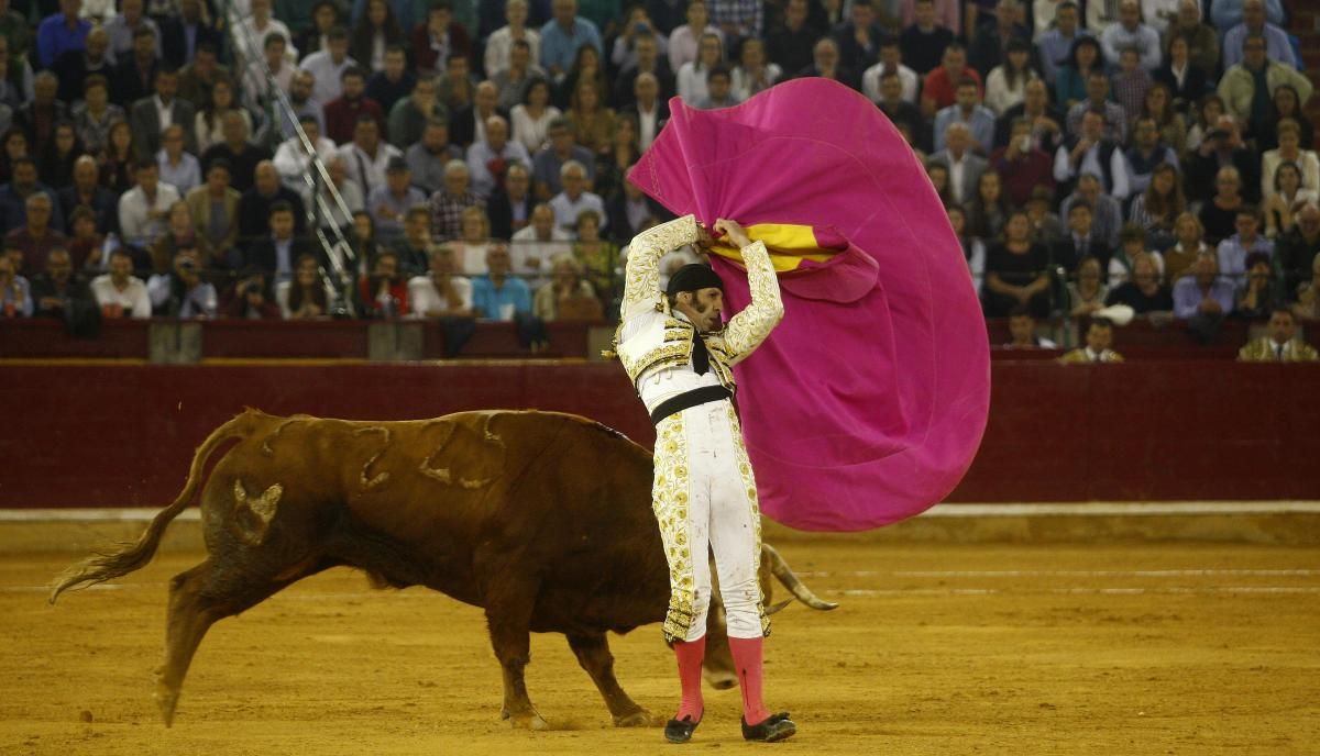 Juan José Padilla se retira en Zaragoza