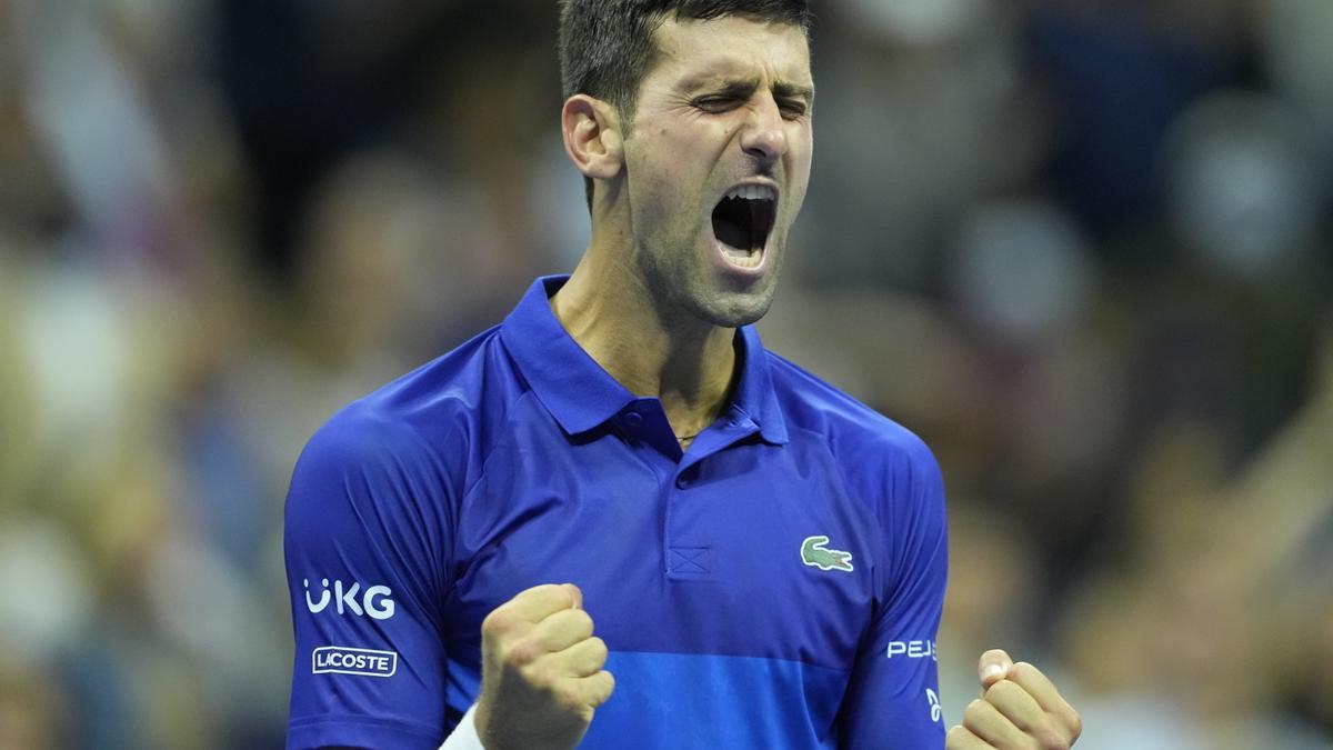 Djokovic celebra un punto.