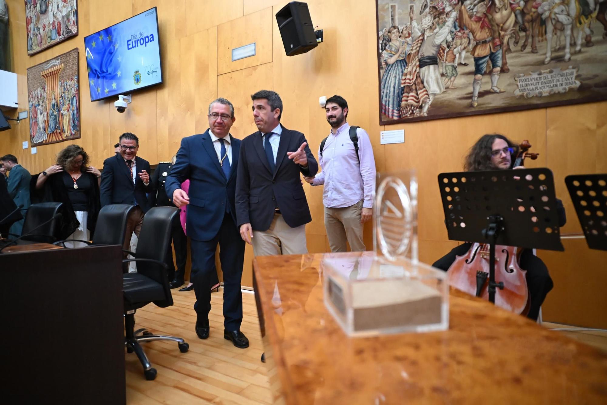 Carlos Mazón celebra el Día de Europa en Benidorm